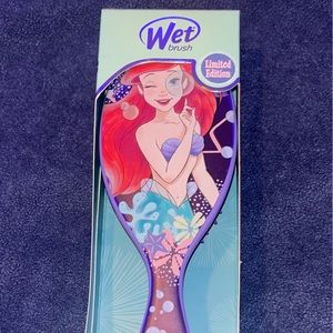 Ariel Wet Brush